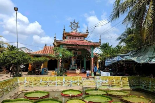 Chùa Lá Sen Phước Kiển