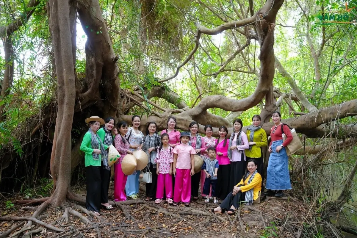 Kinh Nghiệm Du Lịch Miền Tây Cho Gia Đình Có Trẻ Nhỏ Và Người Già