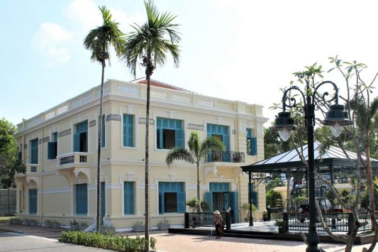 Nhà Công tử Bạc Liêu