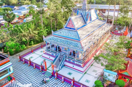 Tour Miền Tây - Chùa Sà Lôn (Chùa Chén Kiểu)