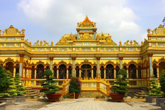 Tour Miền Tây Lễ 30/4: Tiền Giang - Cần Thơ - Châu Đốc 3 Ngày 2 Đêm