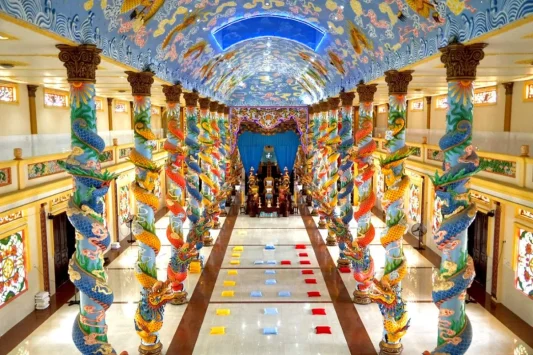 Tour Miền Tây 5 Ngày 4 Đêm: Cần Thơ - Bến Tre - Tây Ninh - TP HCM - Củ Chi